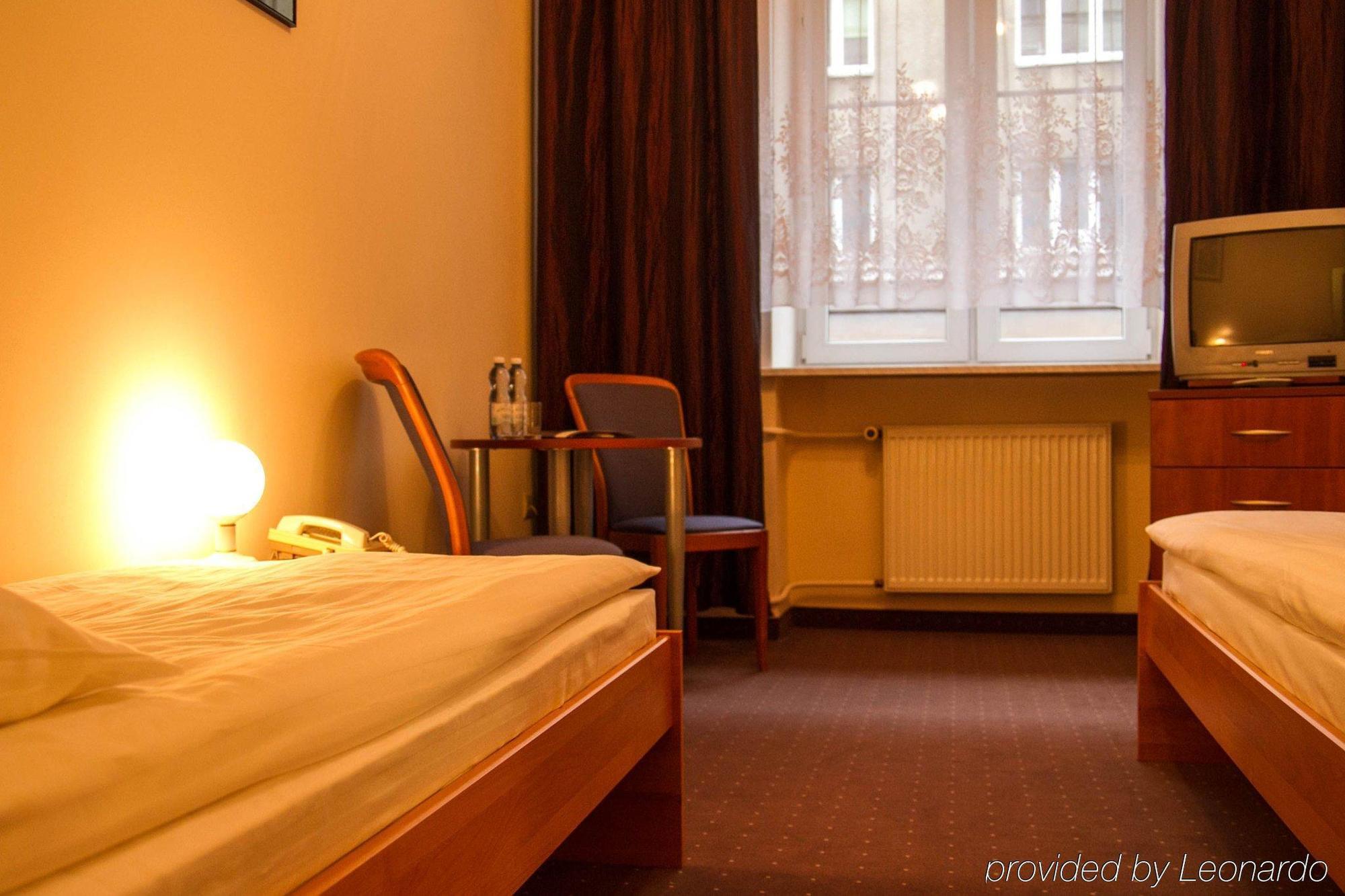Hotel Mazowiecki Wow *